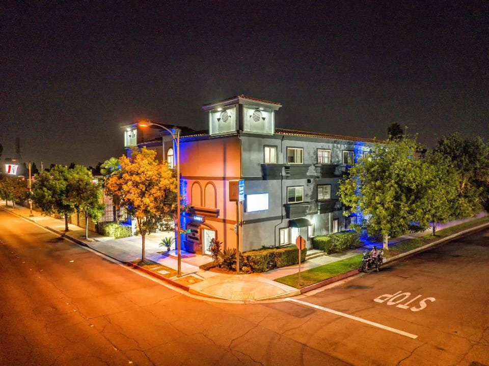Rodeway Inn & Suites Pasadena Hotel in Pasadena