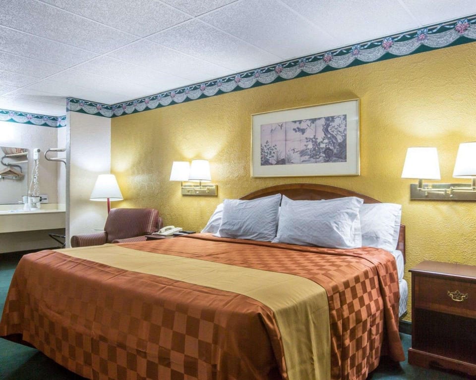 Suite room