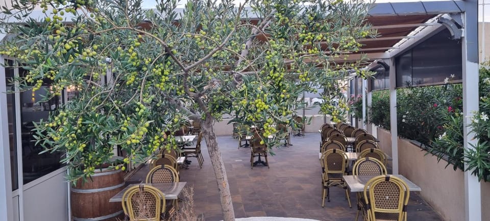 Hotel Restaurant Calypso Hotel in Provence-Alpes-Côte d'Azur