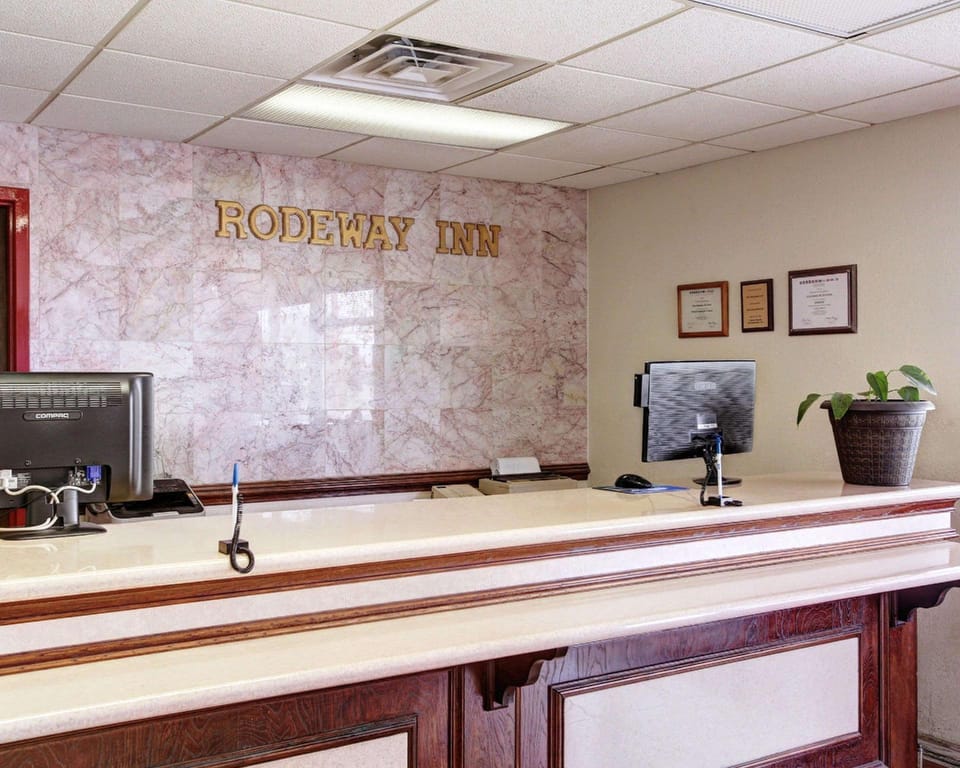 Rodeway Inn New Braunfels - San Antonio Area Hotel in New Braunfels