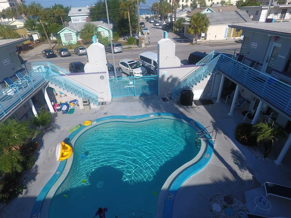 Royal North Beach Resort in Clearwater Beach