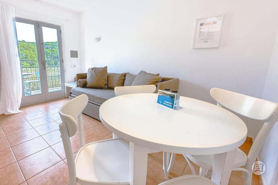 Desmais Apartments Apartment hotel in Serpentona