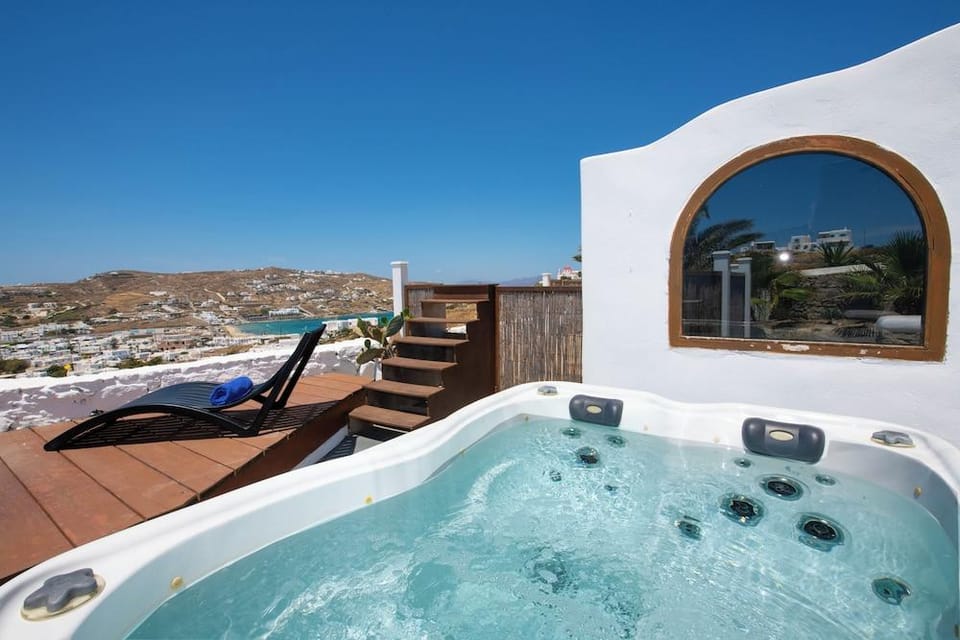 Anixi Lounge Suites - Adults Only Hotel in Decentralized Administration of the Aegean