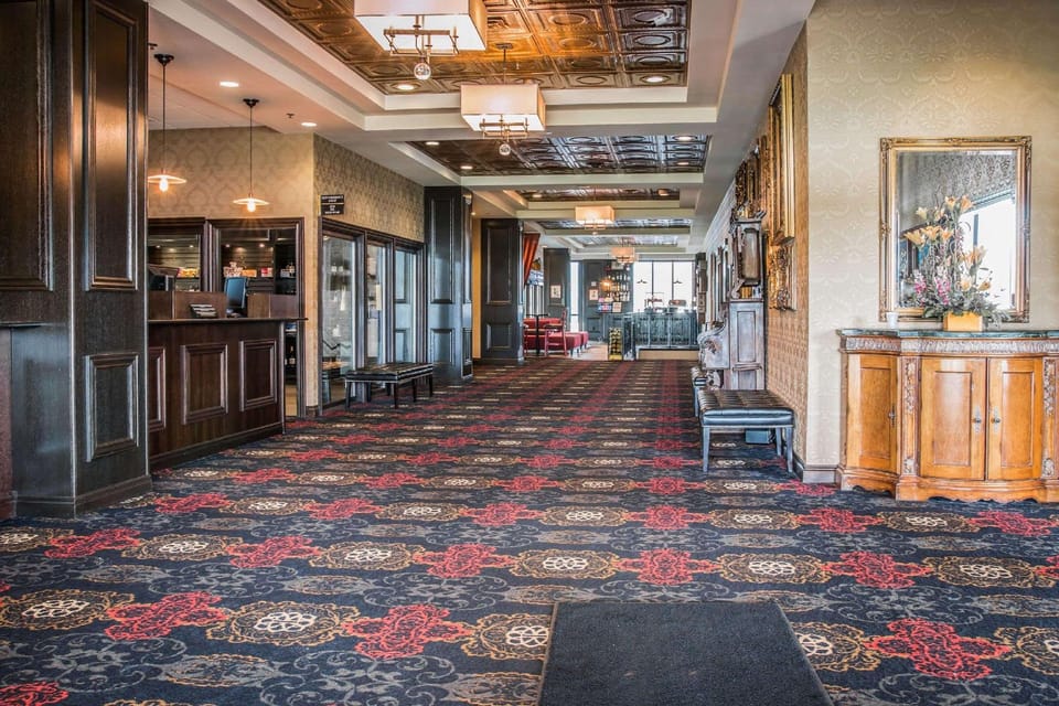 Shoreline Inn & Conference Center, an Ascend Collection Hotel Hotel in Muskegon