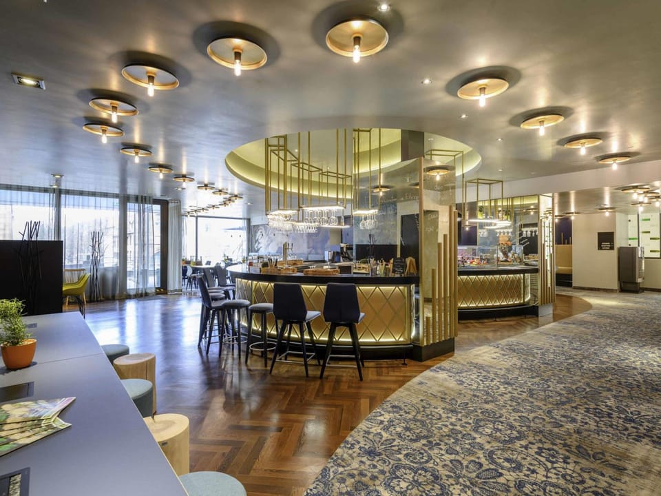 Bar/lounge