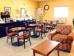 Inn & Suites Inn in Eugene