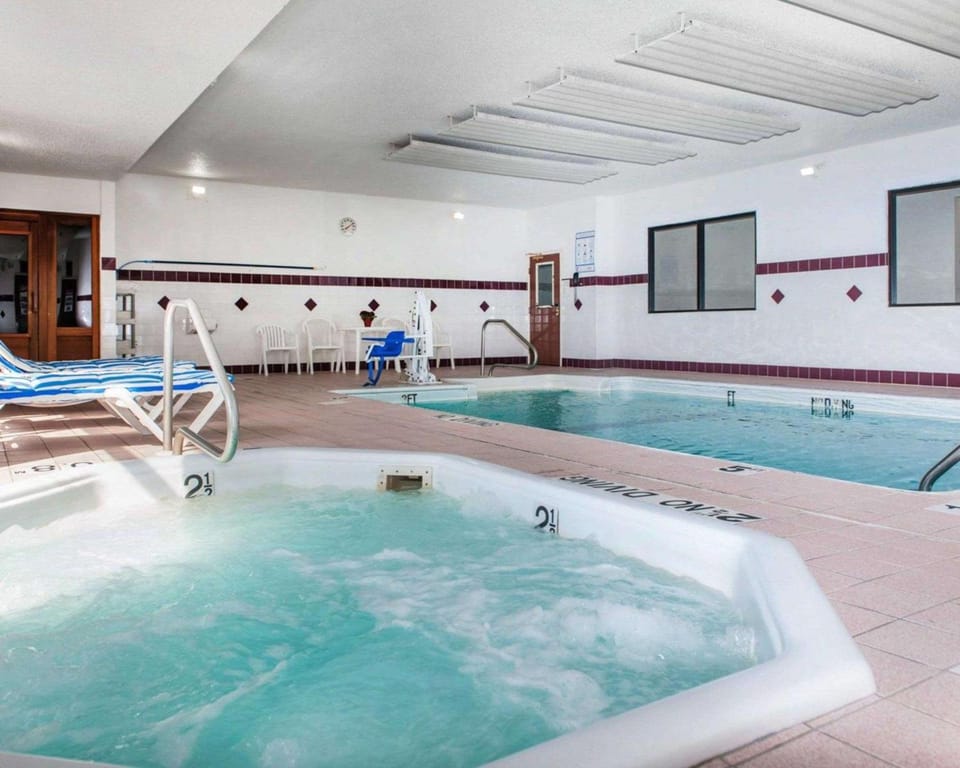 Sleep Inn Elkhart North Hotel in Elkhart