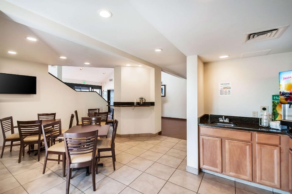 Quality Inn Grasonville near Kent Island Hotel in Maryland