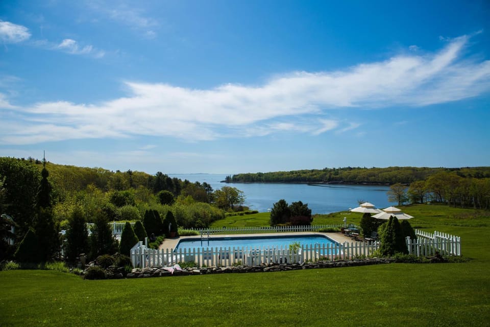 Strawberry Hill Seaside Inn Inn in Rockland