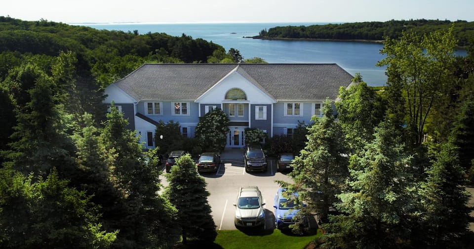 Strawberry Hill Seaside Inn Inn in Rockland