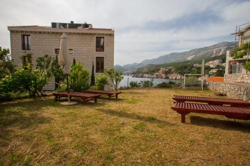 Apartments Varja Hotel in Budva Municipality