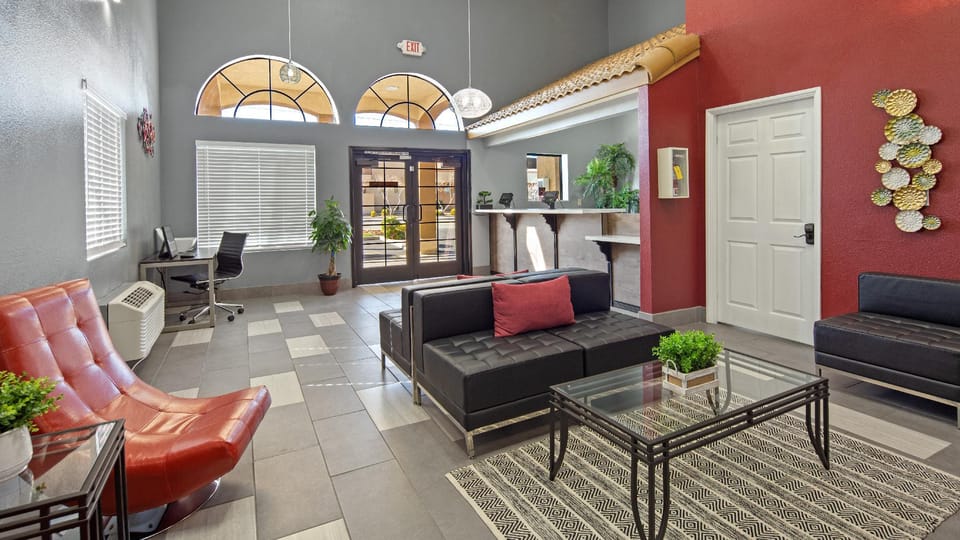 Quality Inn & Suites Hotel in Hesperia