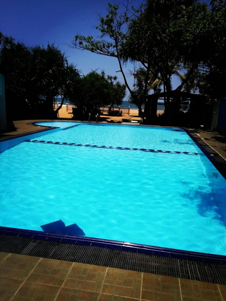 Green Shadows Beach Hotel Hotel in Wadduwa