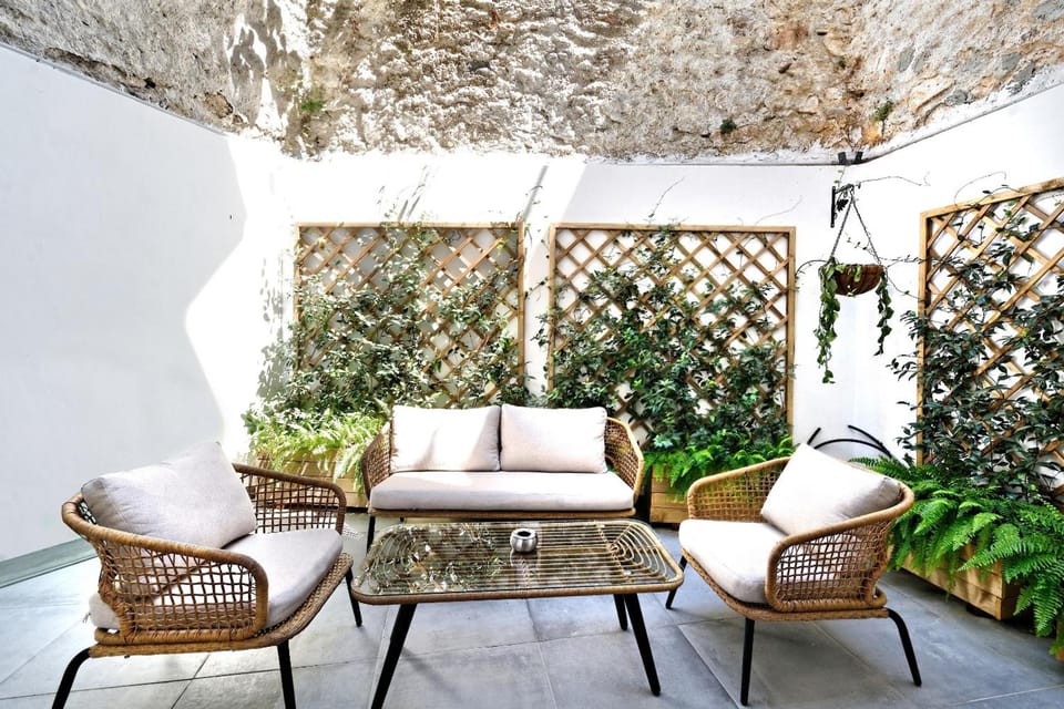 Muses Residence Hotel in Kallithea