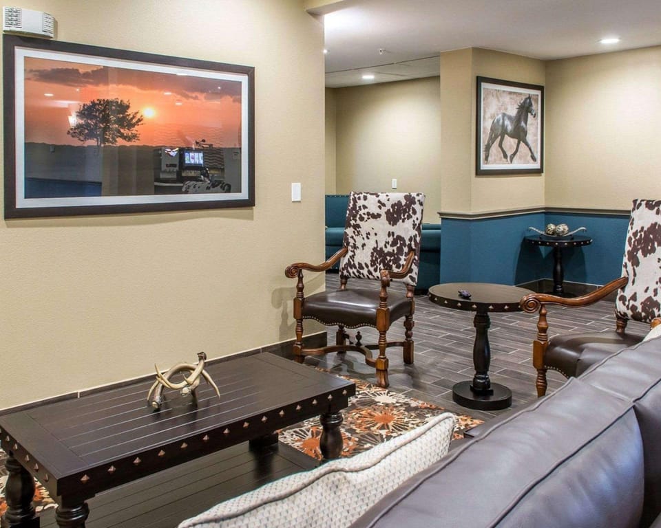 MainStay Suites Cotulla Hotel in Cotulla