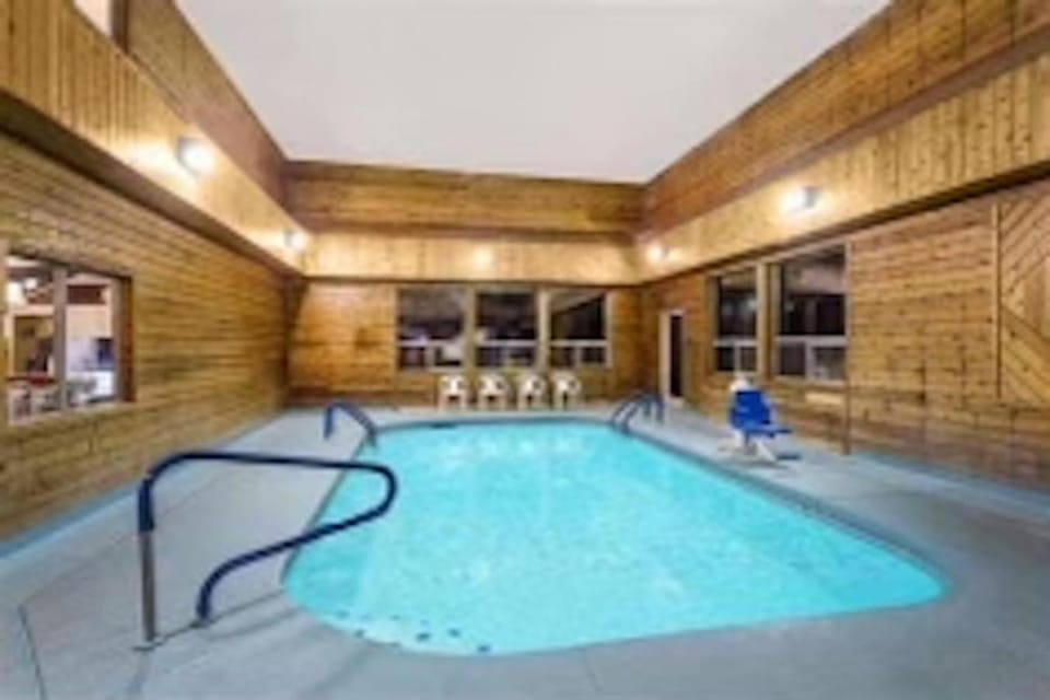 Pinetop Studio Suites Hotel in Pinetop-Lakeside