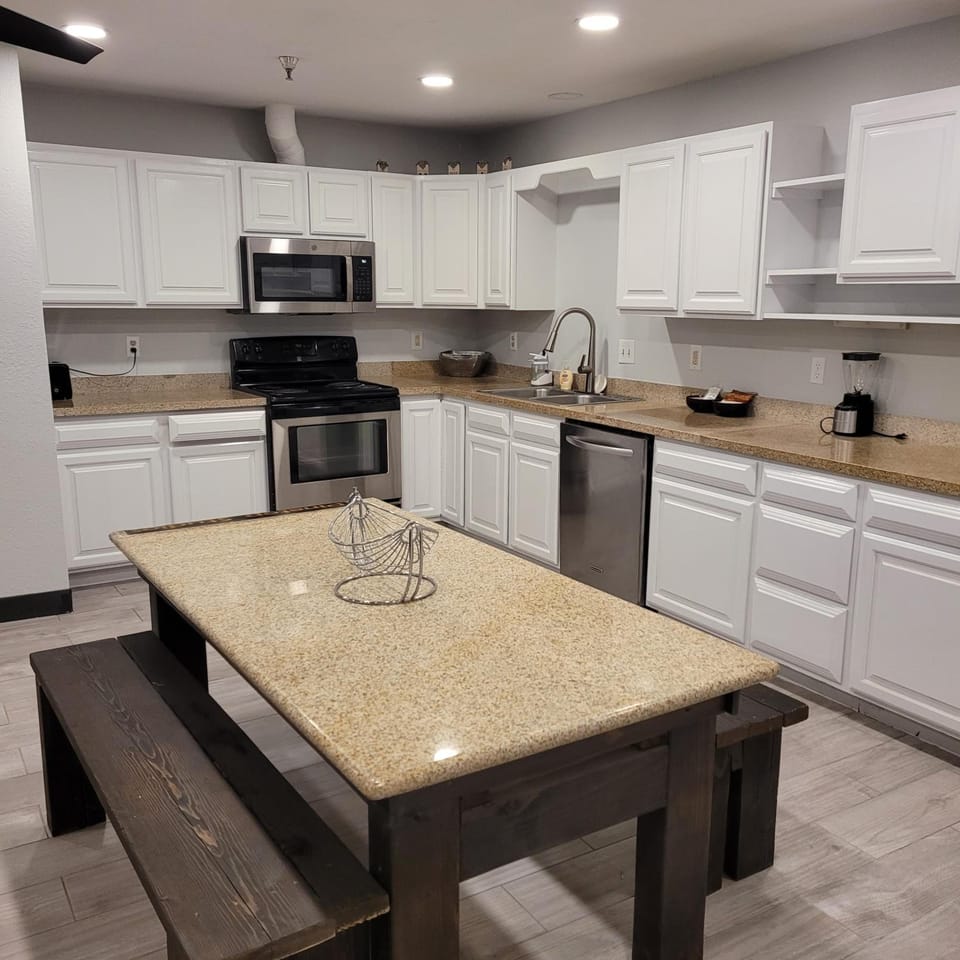 Pinetop Studio Suites Hotel in Pinetop-Lakeside