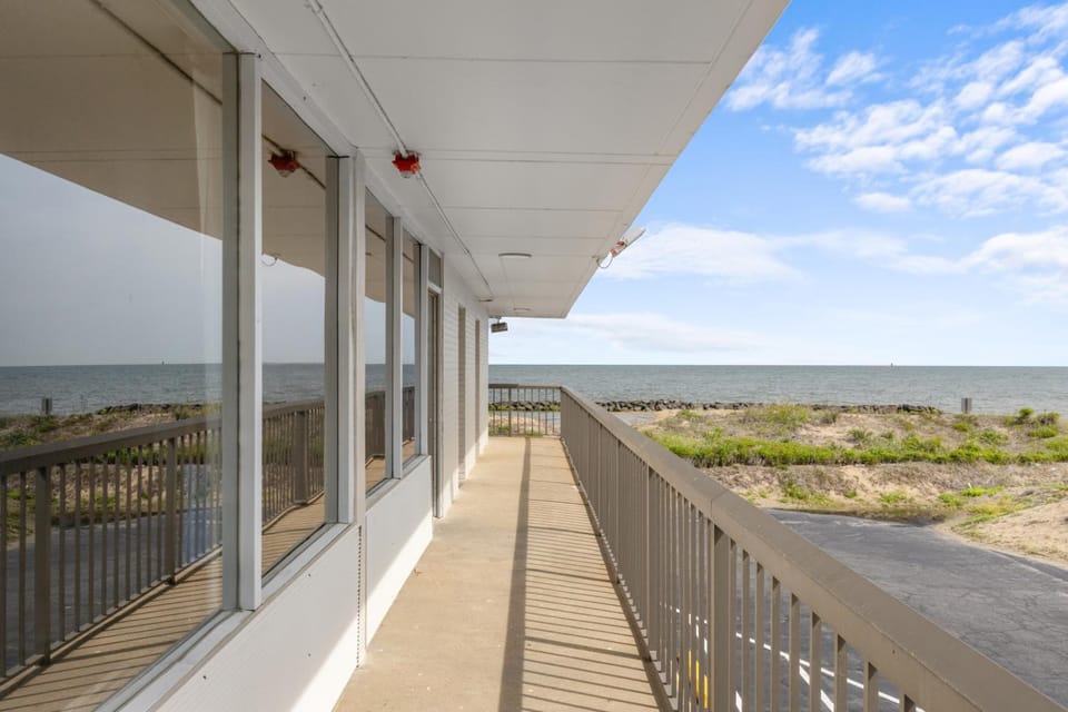 Casa Del Mar Hotel Hotel in Willoughby Spit