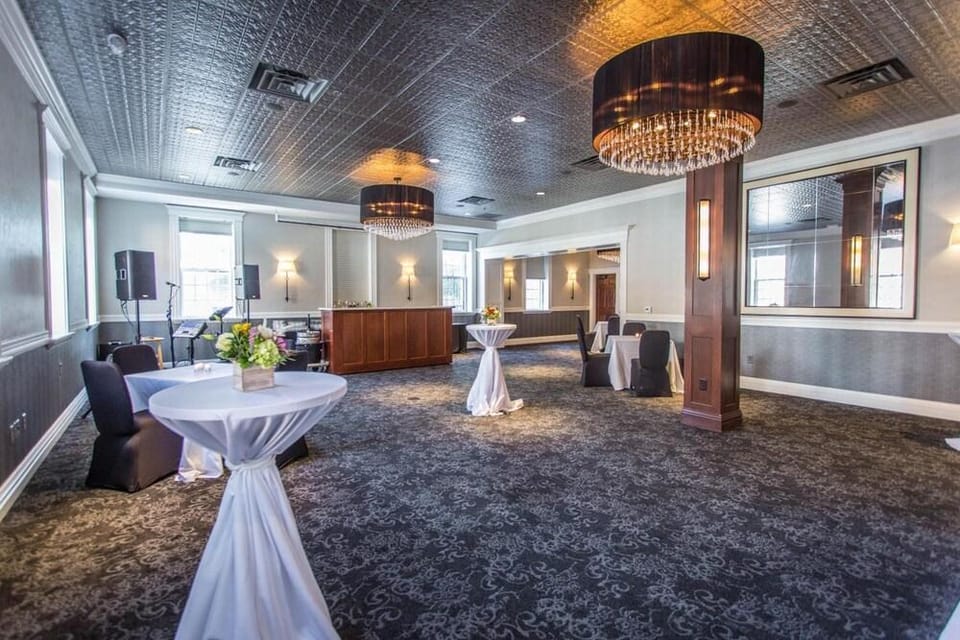 The Delafield Hotel Hotel in Wisconsin