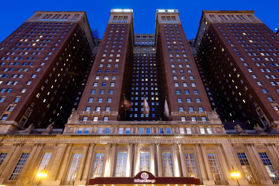 Hilton Chicago Hotel in South Loop