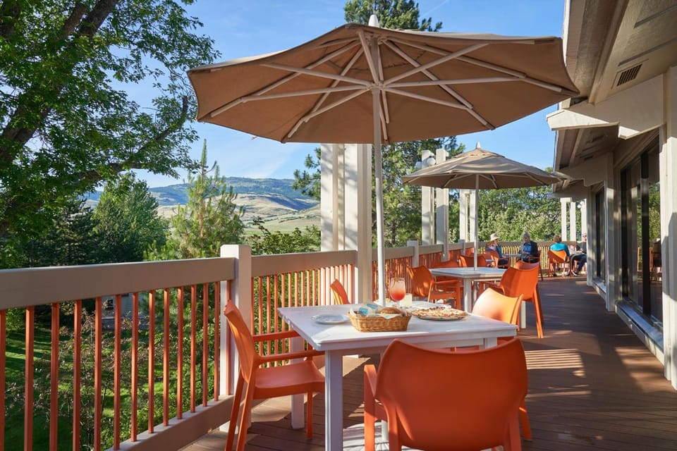 Ashland Hills Hotel & Suites Hotel in Ashland