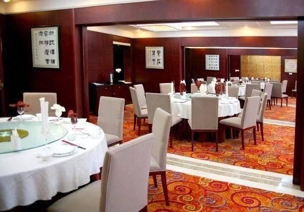 Shore River Holiday Hotel Hotel in Suzhou