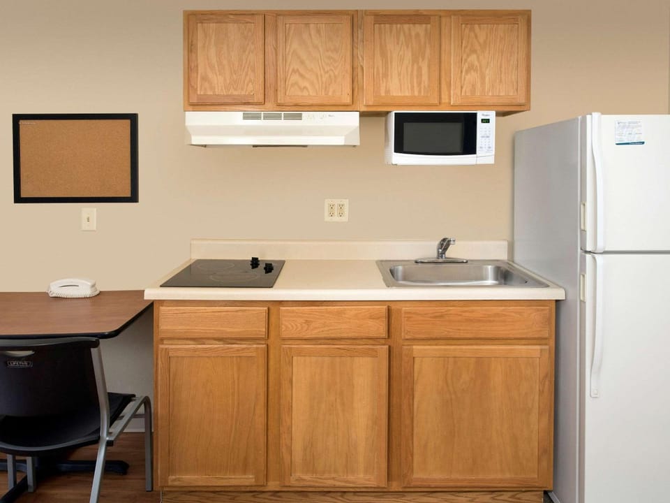 WoodSpring Suites Louisville Clarksville Hotel in Clarksville