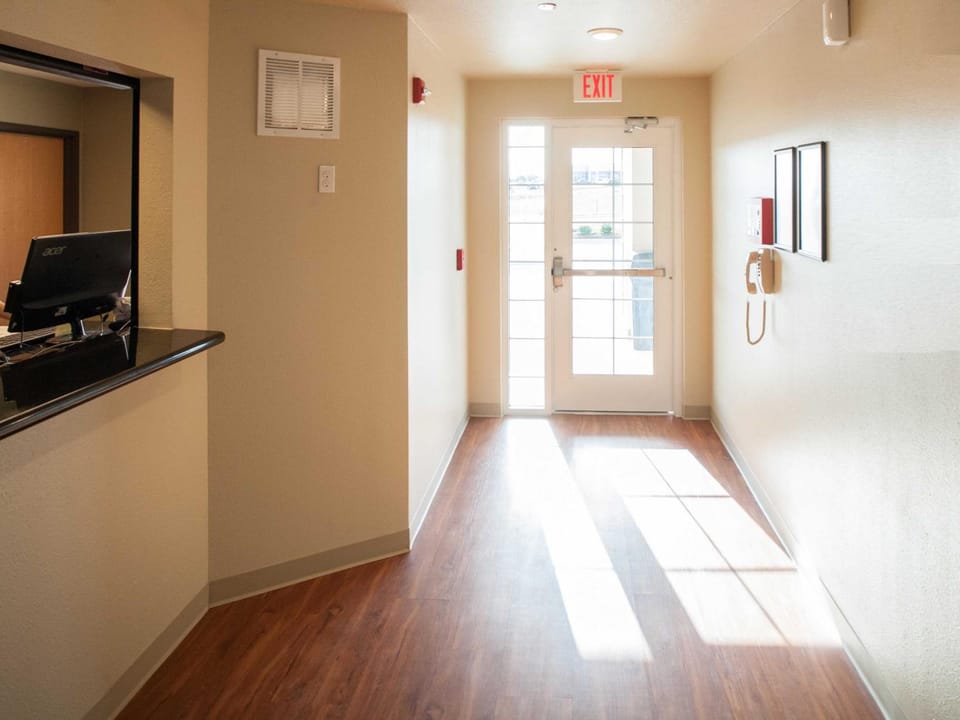 WoodSpring Suites Junction City Hotel in Junction City