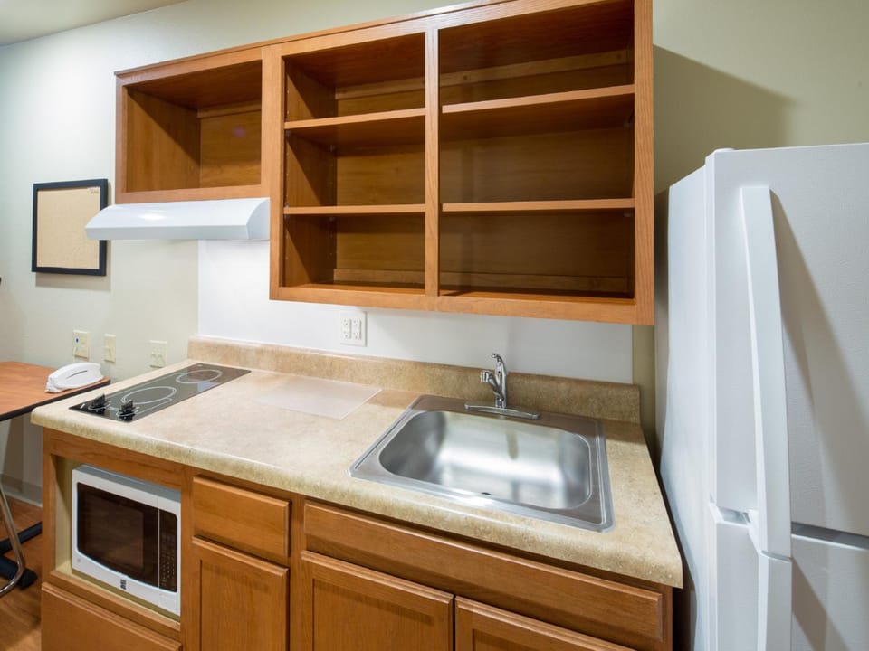 WoodSpring Suites Kansas City Liberty Hotel in Liberty