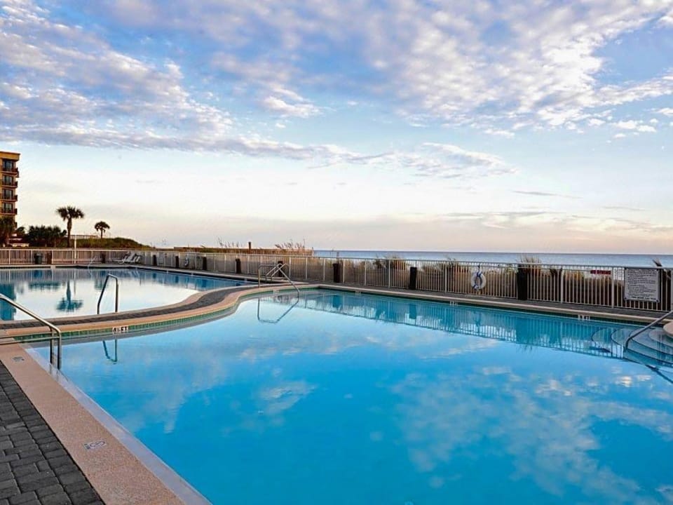 Waters Edge Condominiums by Wyndham Vacation Rentals Hotel in Okaloosa Island