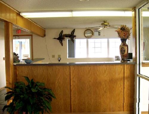 American Inn and Suites White Hall Motel in Arkansas