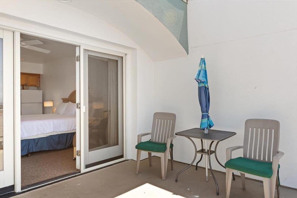 Beach House Inn & Suites Hotel in Pismo Beach