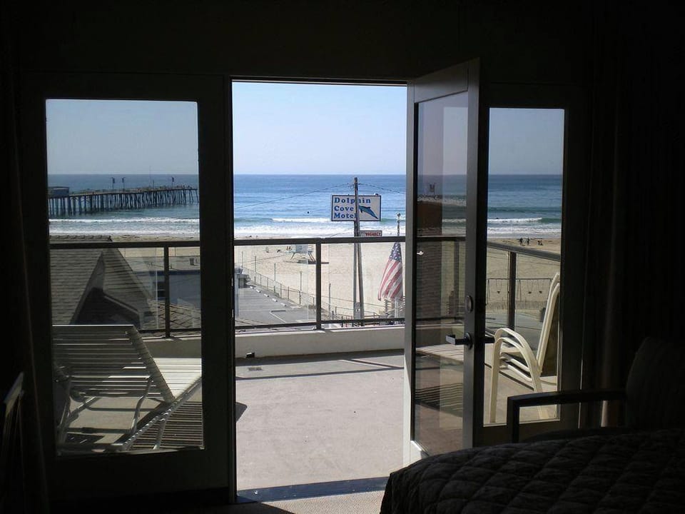 Beach House Inn & Suites Hotel in Pismo Beach