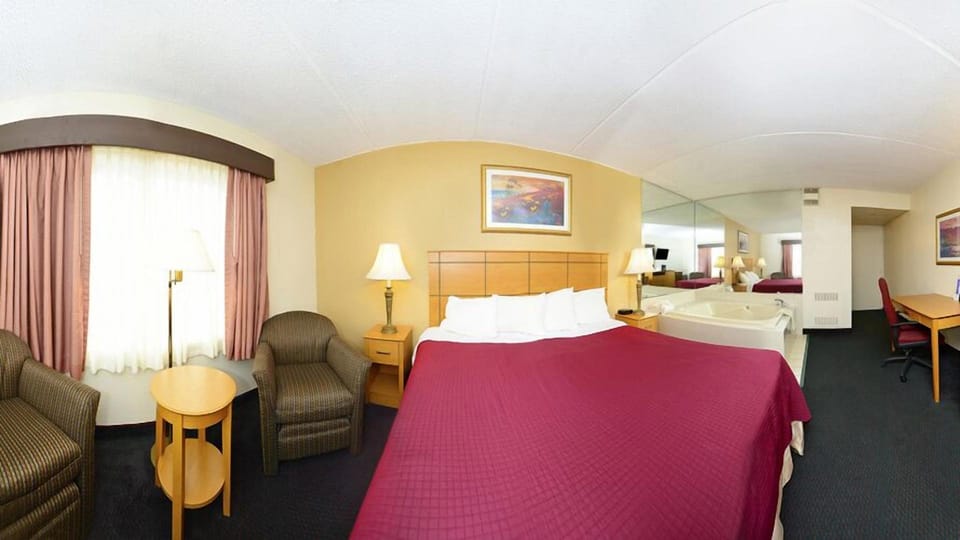 Americas Best Value Inn & Suites St. Cloud Motel in St Cloud