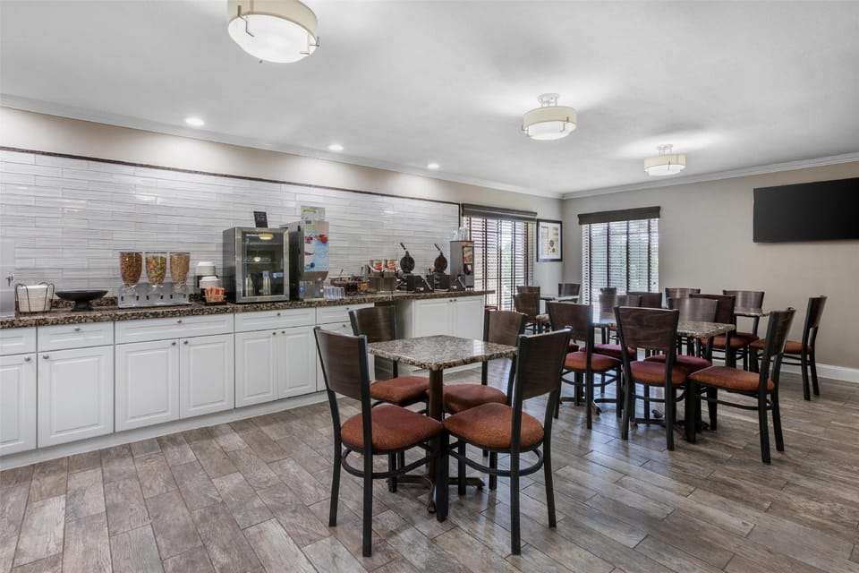 Best Western Brady Inn Hotel in Rio Grande