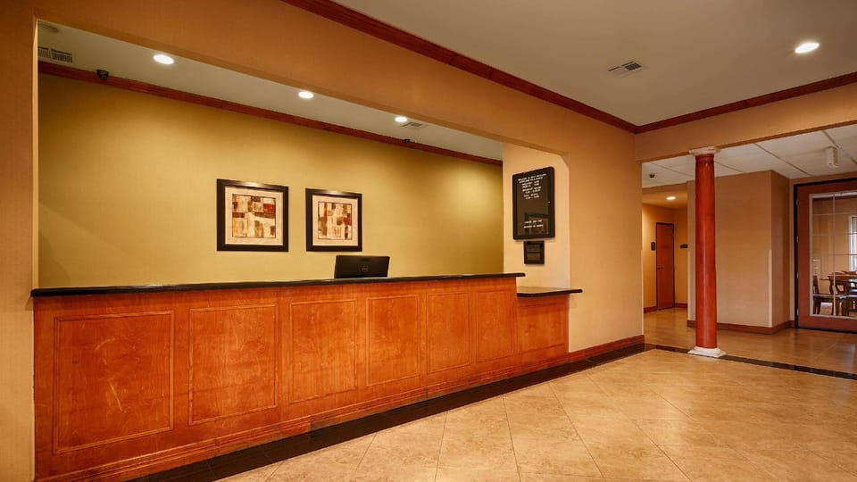 Best Western Cleveland Inn & Suites Hotel in Texas