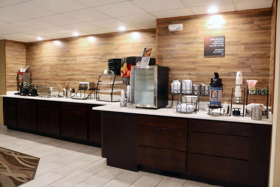Best Western Fostoria Inn & Suites Hotel in Ohio