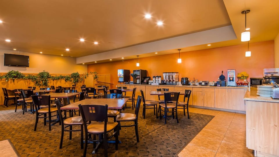 Best Western Plus Hartford Lodge Hotel in Oregon