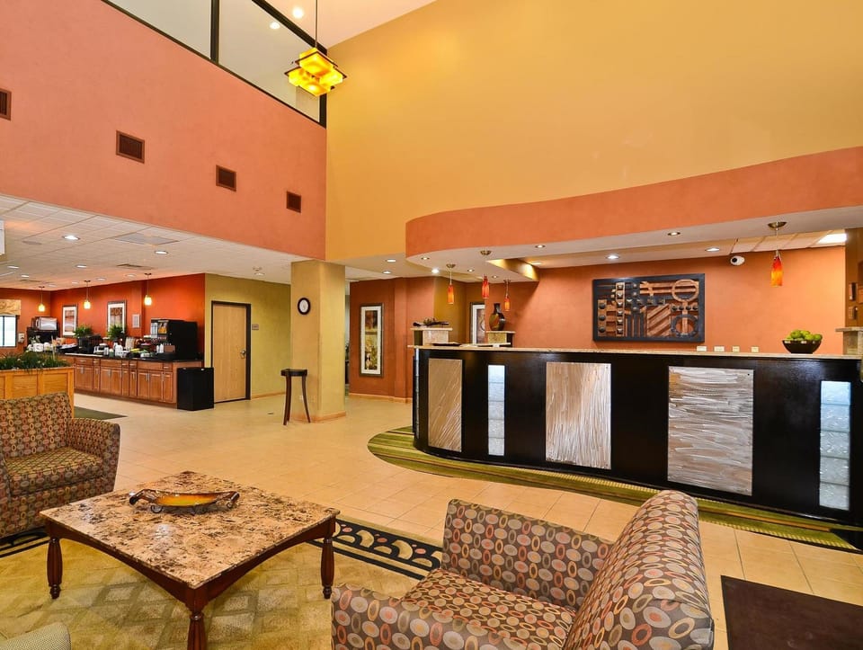Spark by Hilton Oak Forest I-57 Hotel in Indiana