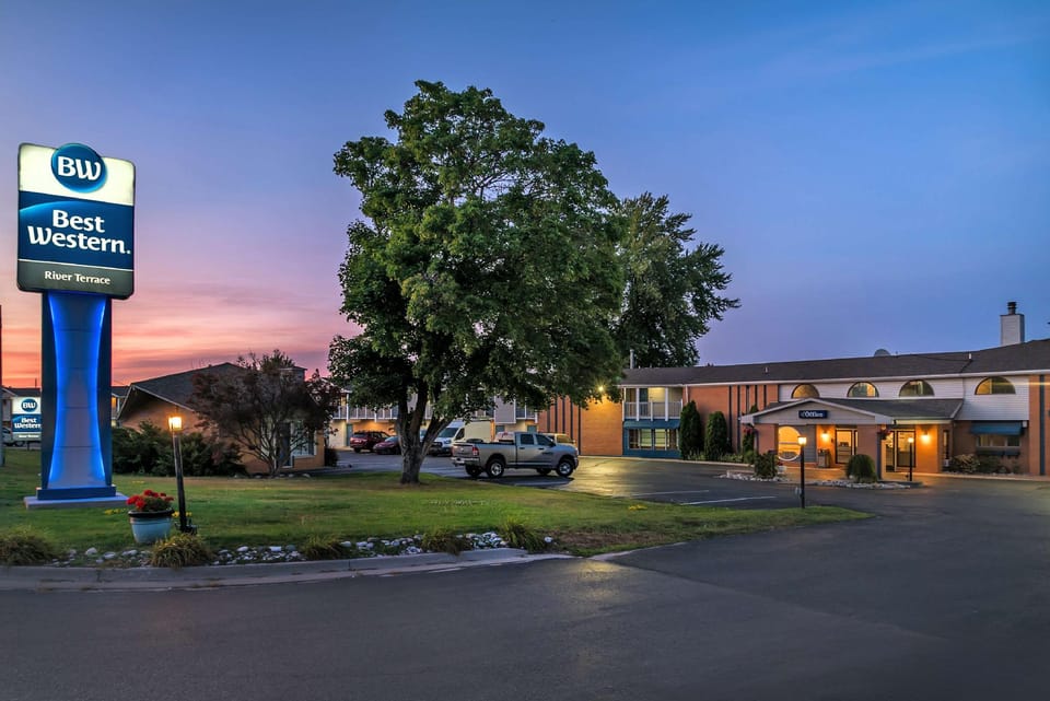 Best Western River Terrace Hotel in Michigan