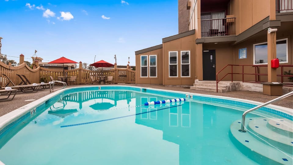 Best Western Plus Rivershore Hotel Hotel in Oregon City