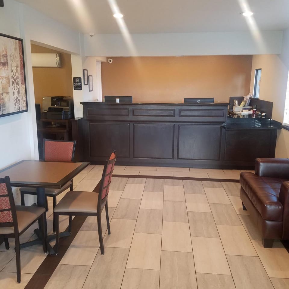 SureStay by Best Western Hollister Hotel in Hollister