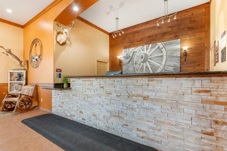 Best Western Windwood Inn & Suites Hotel in Rio Grande