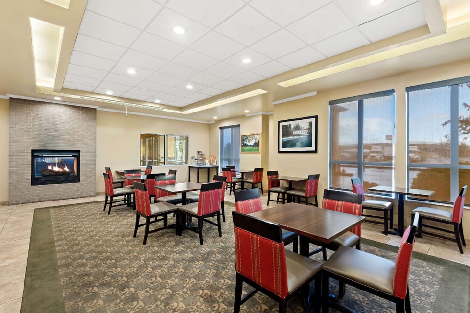 Comfort Inn & Suites Creswell Hotel in Creswell