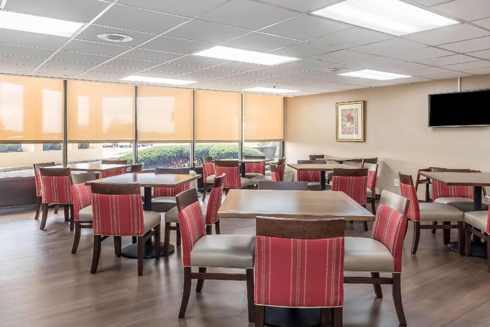 Comfort Inn & Suites Piqua-Near Troy-I75 Hotel in Ohio