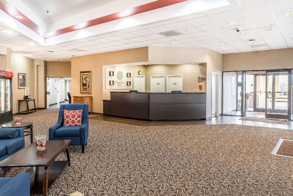 Comfort Inn & Suites Piqua-Near Troy-I75 Hotel in Ohio