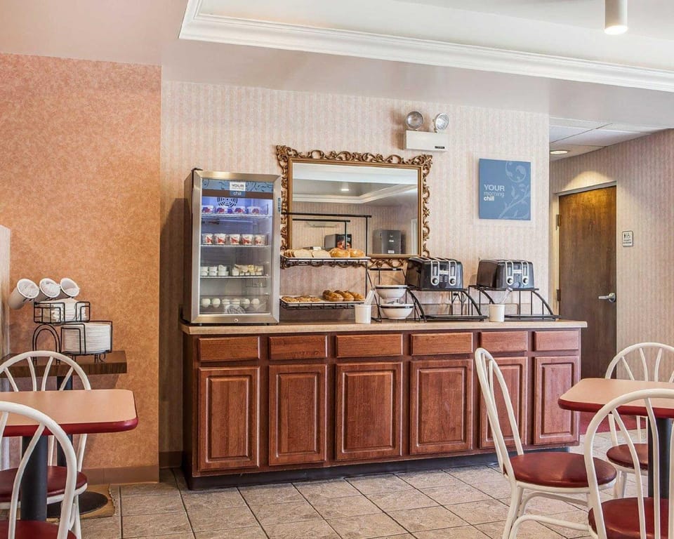 Quality Inn Midway Hotel in Pennsylvania