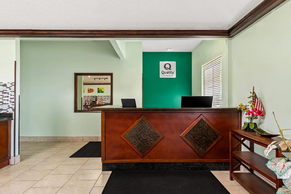 Quality Inn & Suites Seville Hotel in Ohio