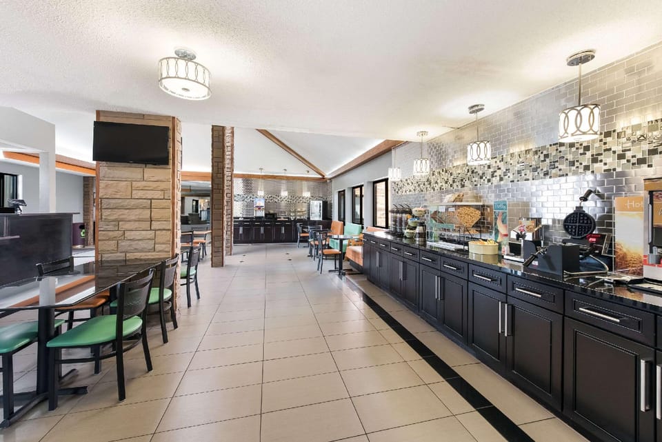 Quality Inn Upper Sandusky Hotel in Ohio