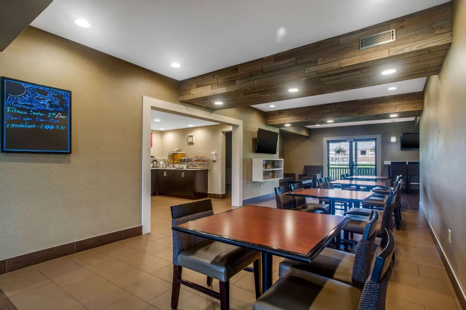 Comfort Suites Danville Hotel in Kentucky